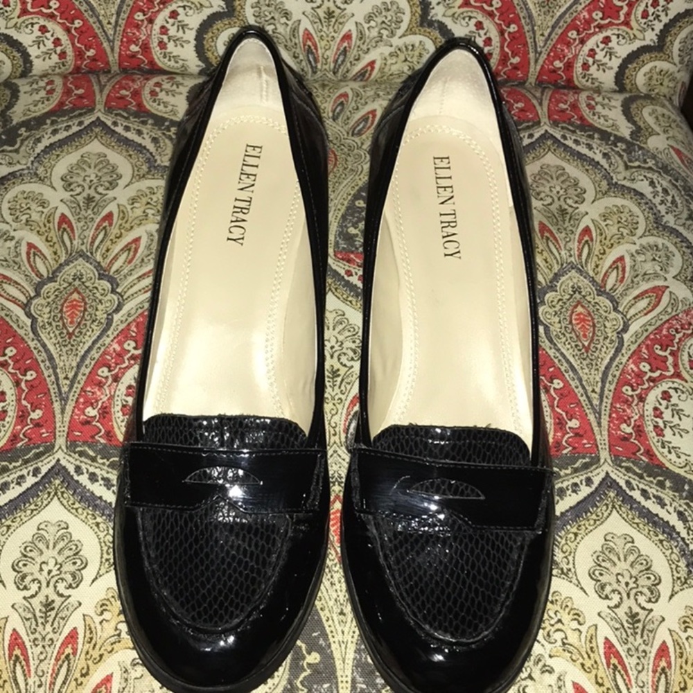Ellen Tracy heels